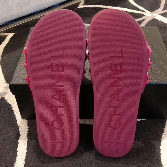 100% Authentic Chanel Chain Mules Slides - Picture 10 of 11